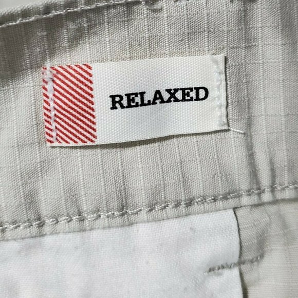 DICKIES Shorts Khaki Relaxed fit Cargo mens Size 36 Read Description - Picture 5 of 9